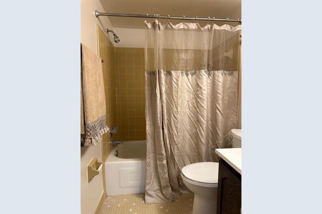 Building Photo - 4801 Airport Rd