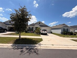 Building Photo - 9051 Oscraft Dr