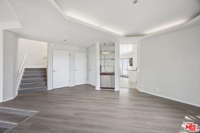 Building Photo - 21323 Rambla Vista