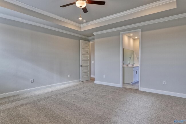 Building Photo - 110 Clift Crk Dr