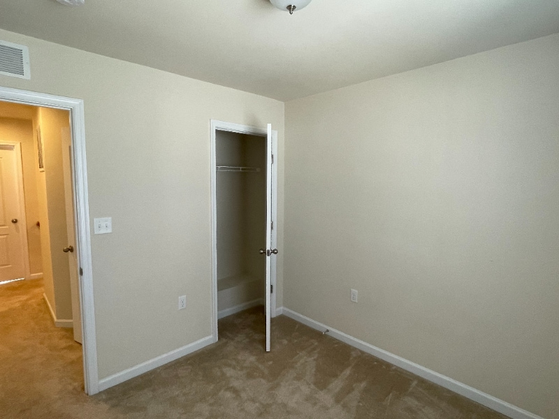 Building Photo - 104 Bertelli Ct