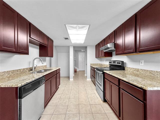Building Photo - 739 Loganwood Ave