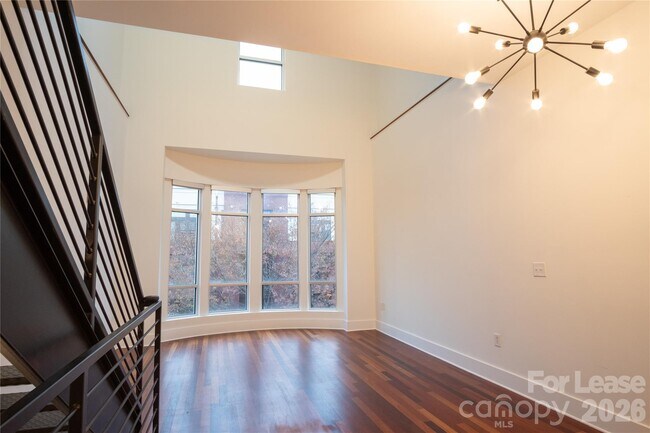 Building Photo - 2133 Southend Dr