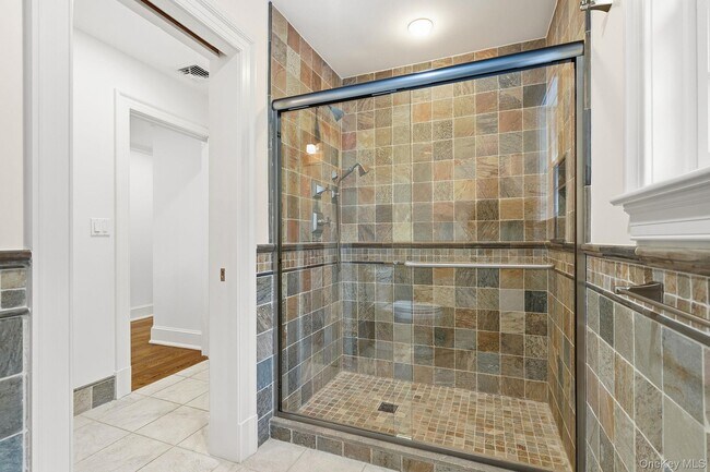 Building Photo - 59 Park Rd