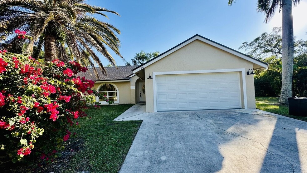 Building Photo - 12816 67th St N