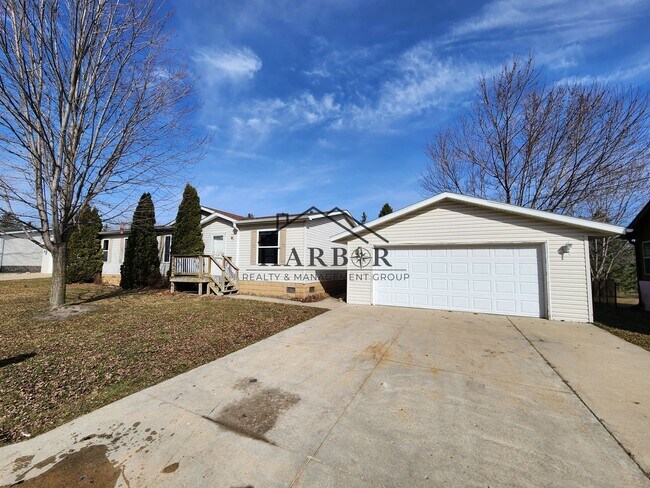 Building Photo - Single Family Home in Kasson, MN