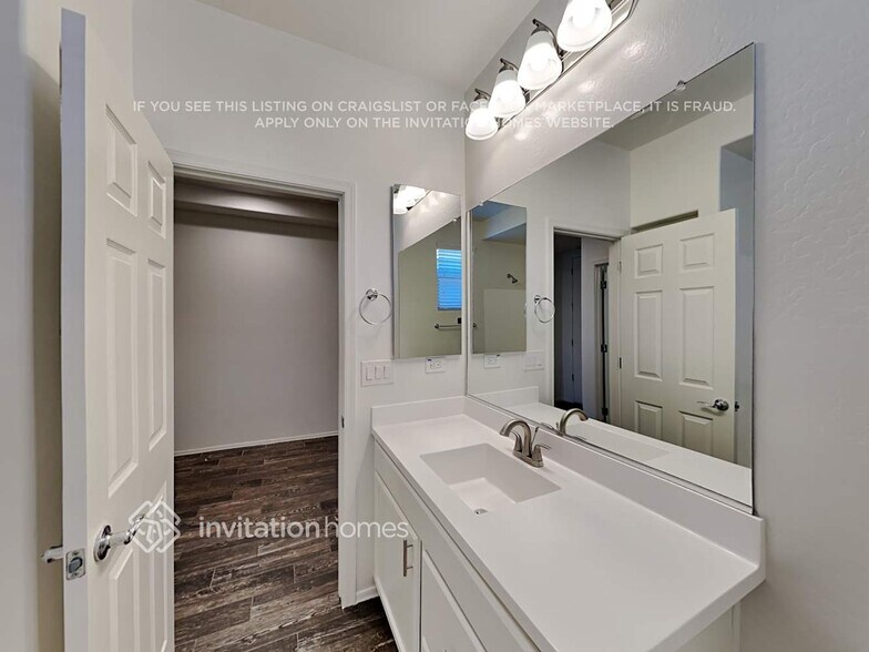 Building Photo - 12777 W Caraveo Pl