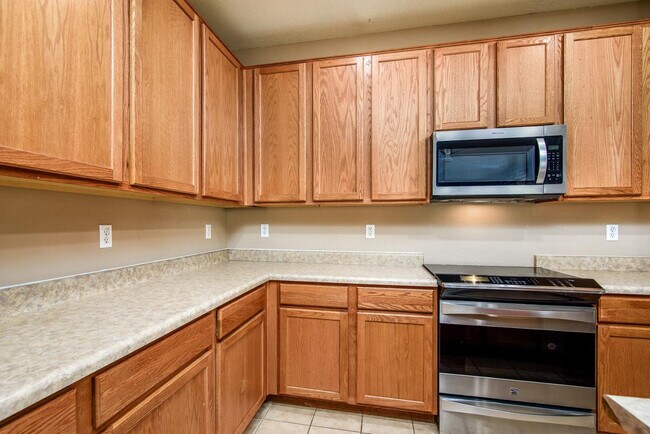 Building Photo - 21357 N Liles Ln
