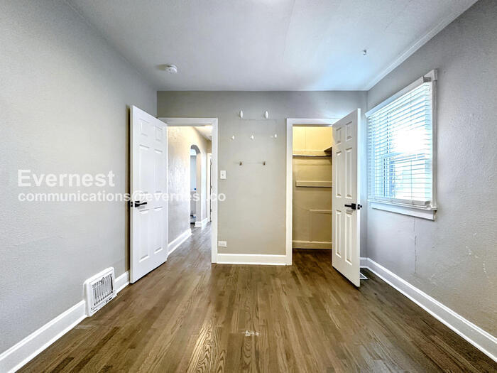Building Photo - 2551 W 39th Ave