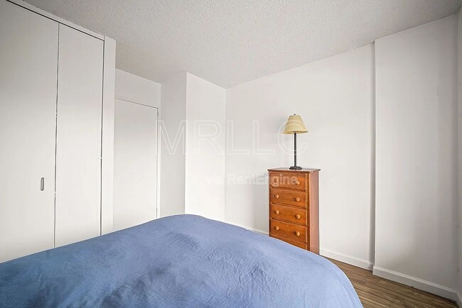 Building Photo - 2540 Shore Blvd