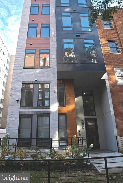 Building Photo - 1208 M St NW