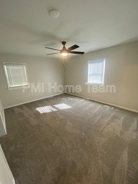 Building Photo - 330 E 100 N