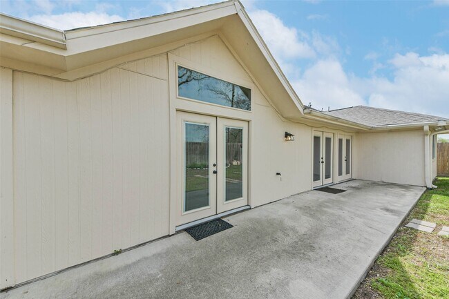 Building Photo - 13318 Ryan Landing Dr