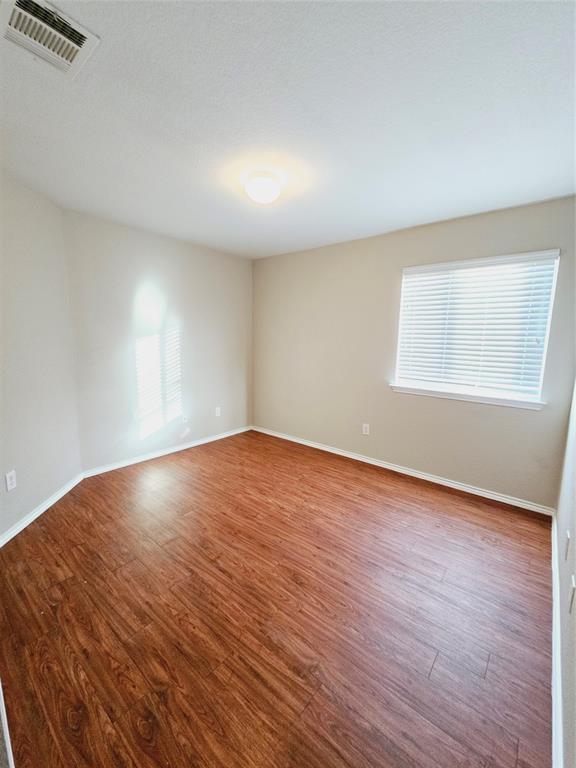 Building Photo - 423 Paddington Dr