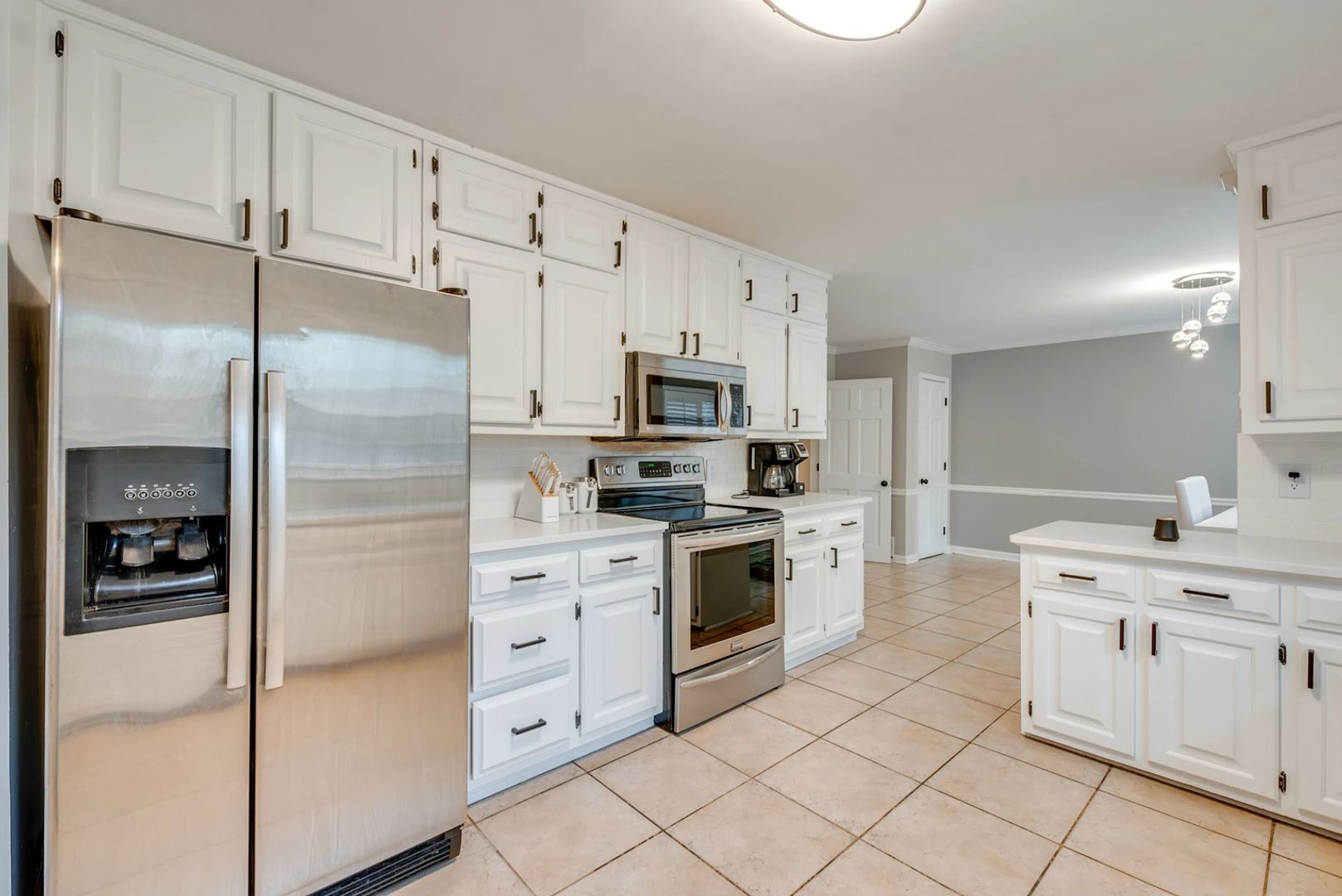 Building Photo - 2093 Breconridge Dr S W