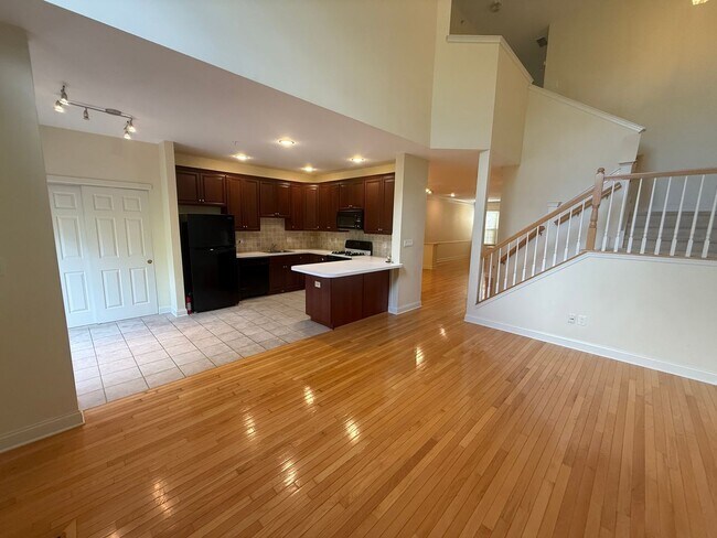 Building Photo - 179 Mountain View Dr