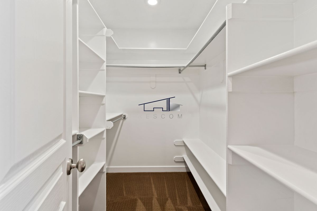 Building Photo - 2368 N 650 E