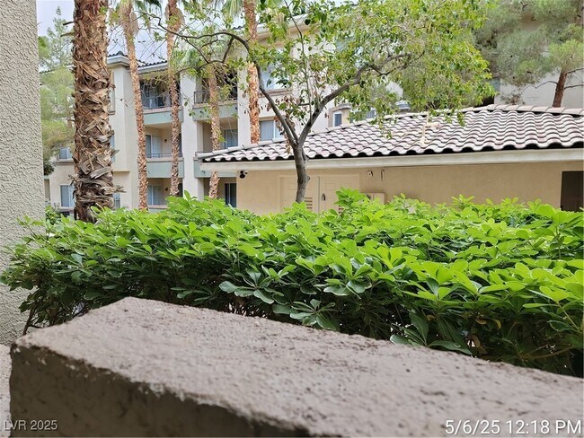 Building Photo - 7135 Durango Dr