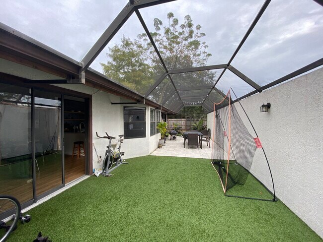 Building Photo - 631 Warrenton Rd