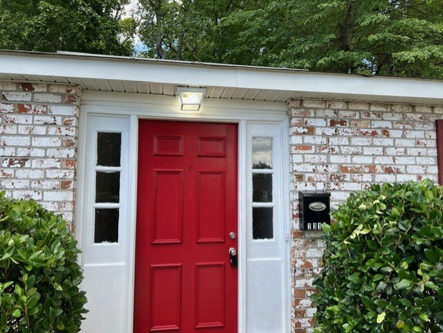 Primary Photo - 2312 Burnette Dr