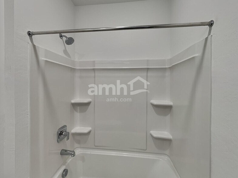 Building Photo - 12634 W Flynn Ln