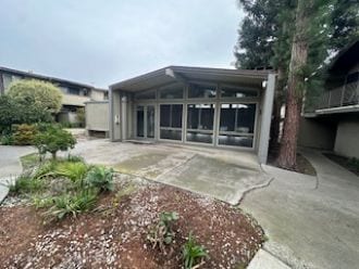 Building Photo - 806 Coriander Dr