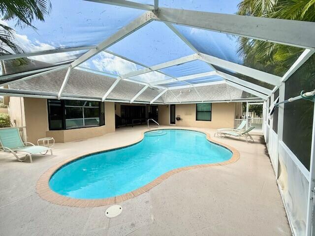 Building Photo - 1919 Lindsey Ct