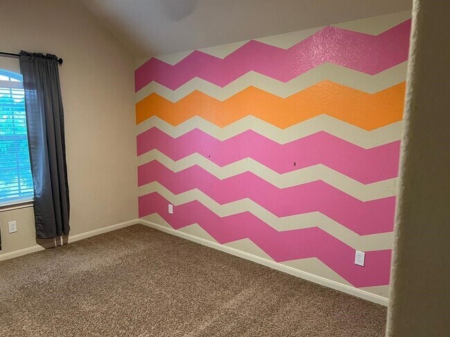 Building Photo - 2203 Oak Rise Dr