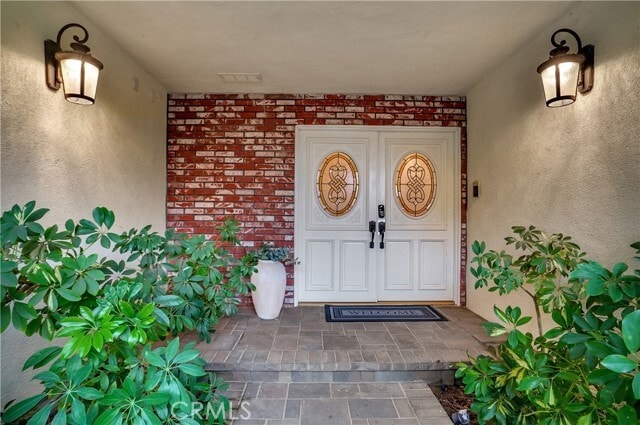 Building Photo - 23022 Peacock Ct