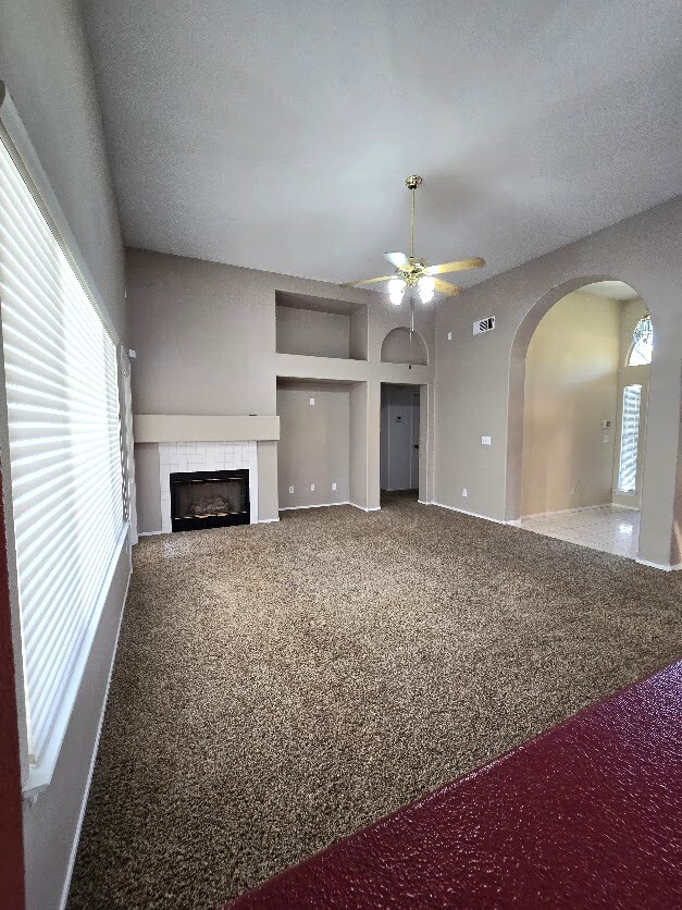 Building Photo - 5981 W Pinedale Ave