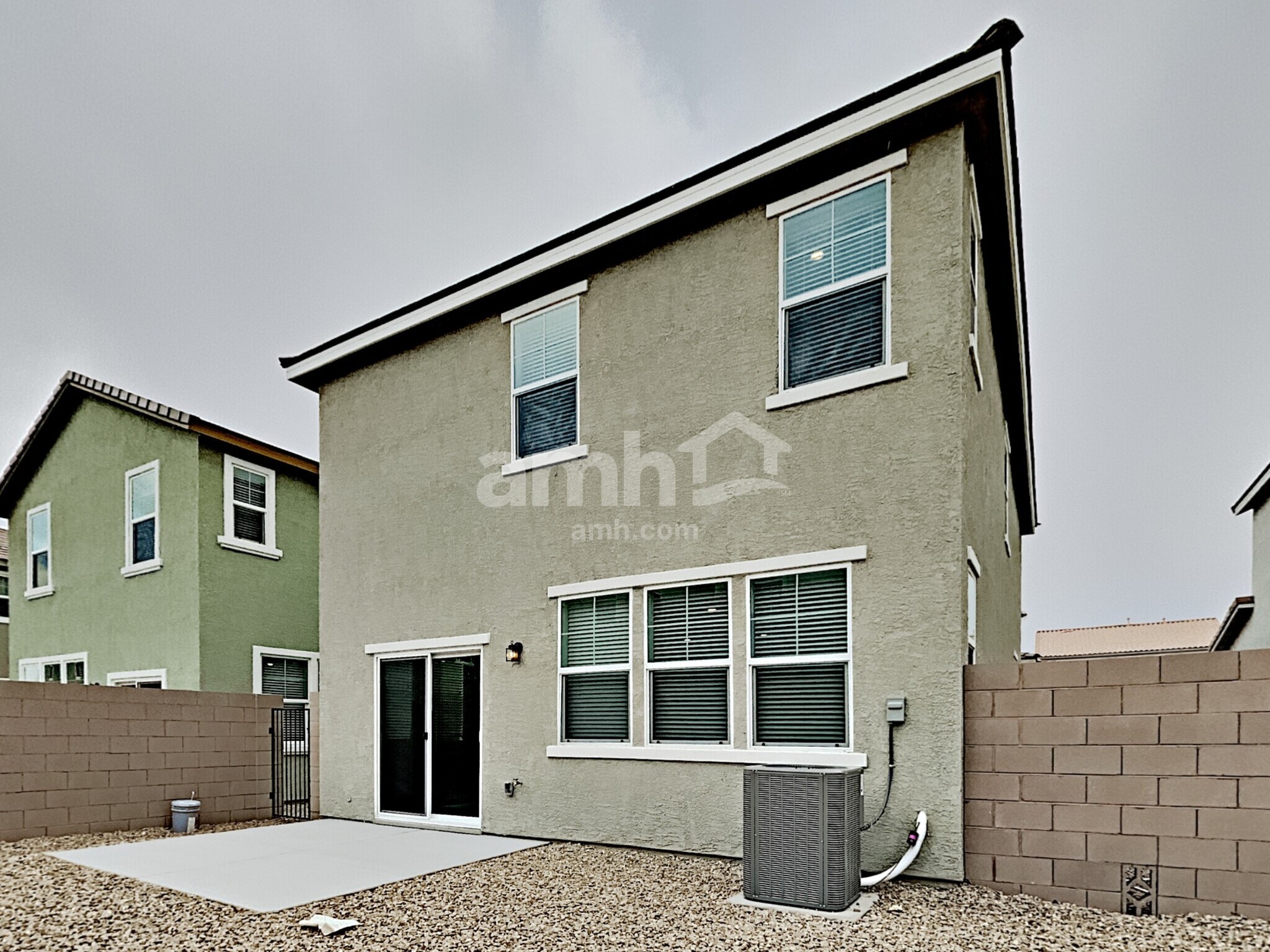 Building Photo - 6138 W Haleh Ave