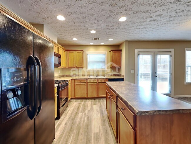 Building Photo - 2622 Lance Ridge Way NE