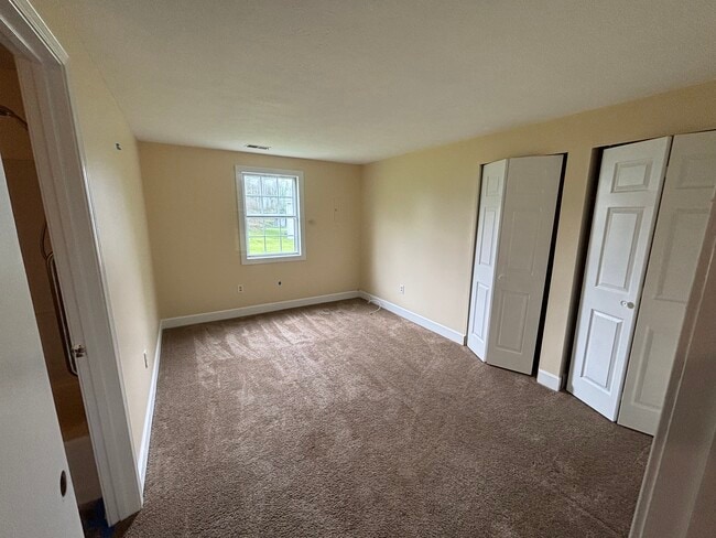 Building Photo - 32A Chestnut Ct