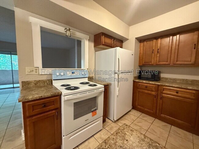 Building Photo - 4554 E Paradise Village Pkwy N