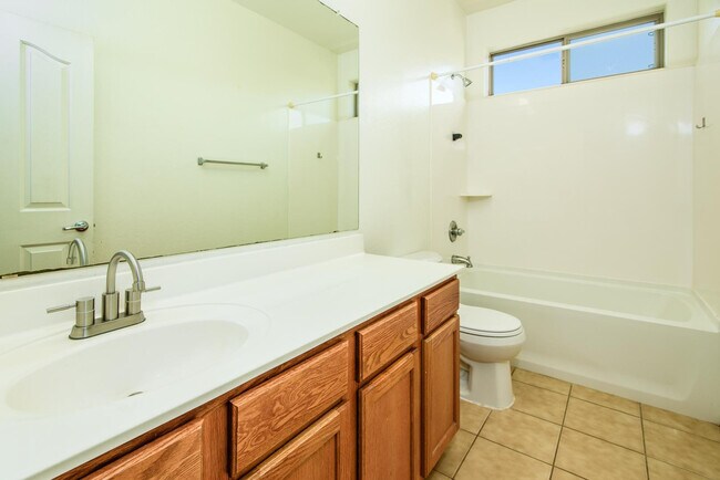 Building Photo - 21357 N Liles Ln