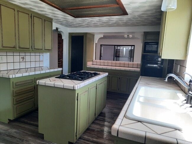 Building Photo - 13615 Driftwood Dr