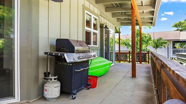 Building Photo - BK-1284