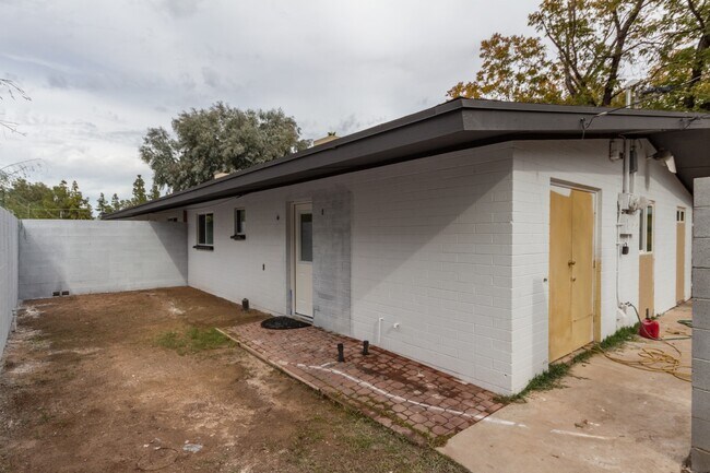 Building Photo - Pecan Grove Estates