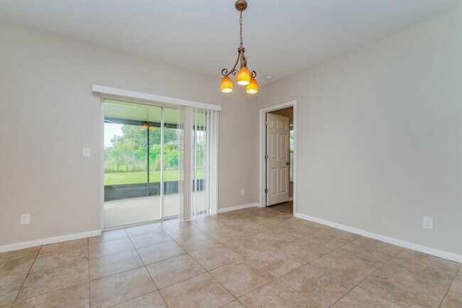 Building Photo - 10923 Brucehaven Dr