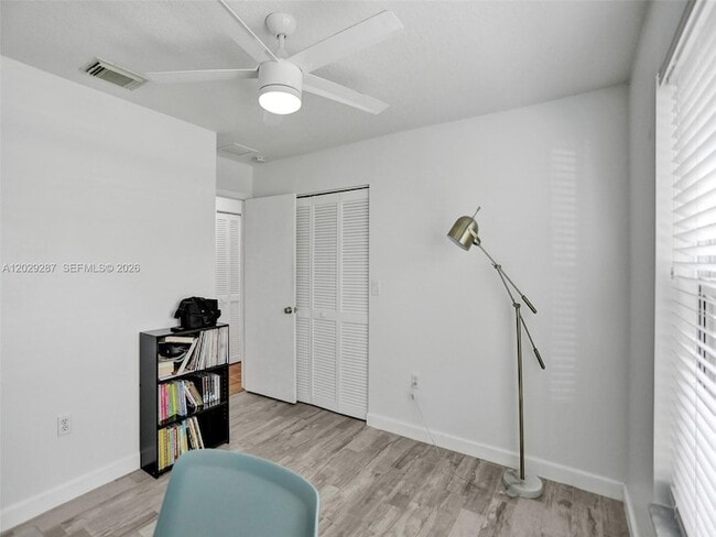 Building Photo - 16541 NW 5th St