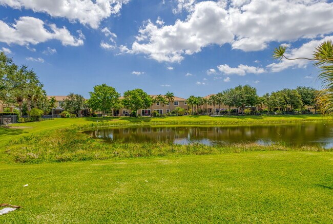 Building Photo - 4770 Cadiz Cir