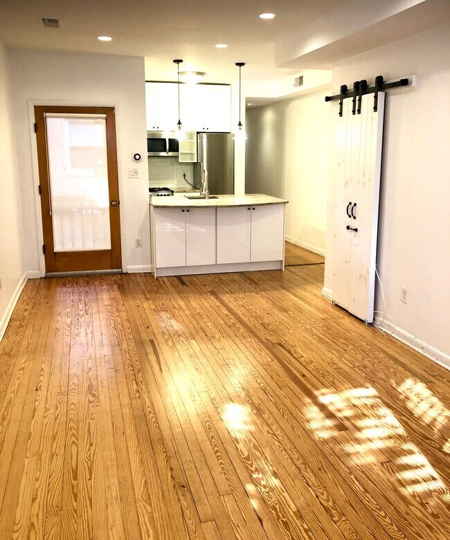 Building Photo - 1771 Swann St NW