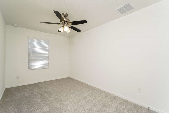 Building Photo - 1603 Hummock Steep