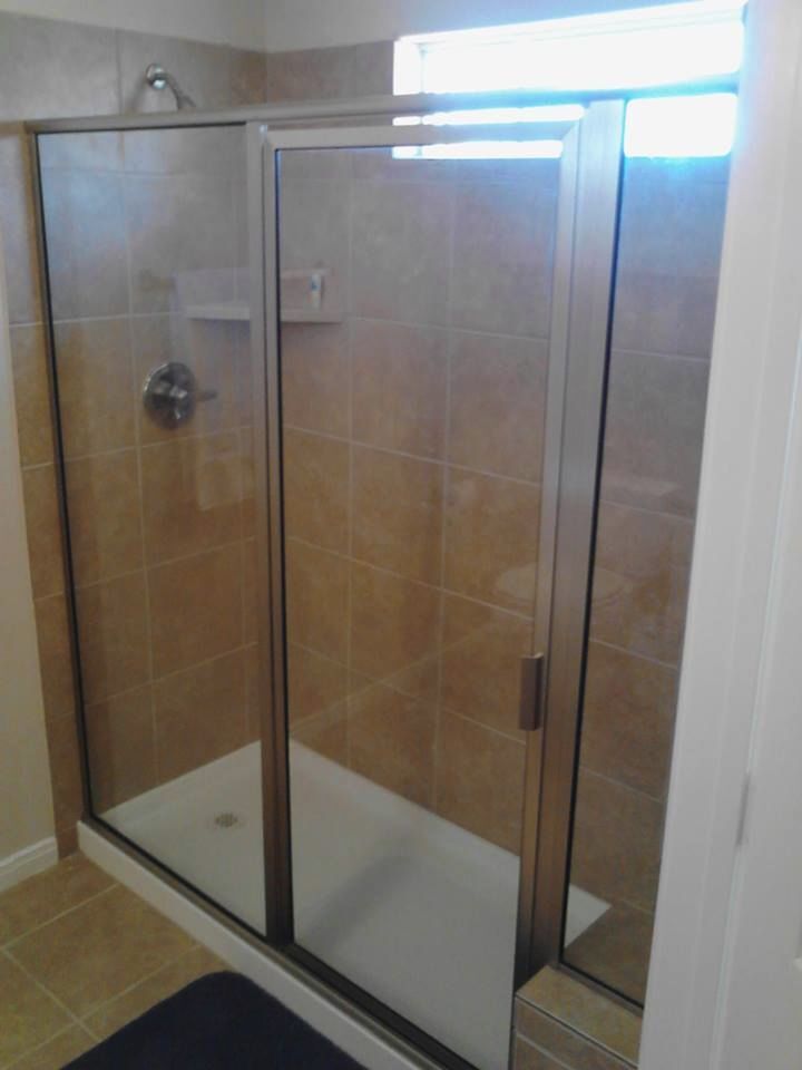 Large Walk in Shower with Bench - 1414 April Villa W