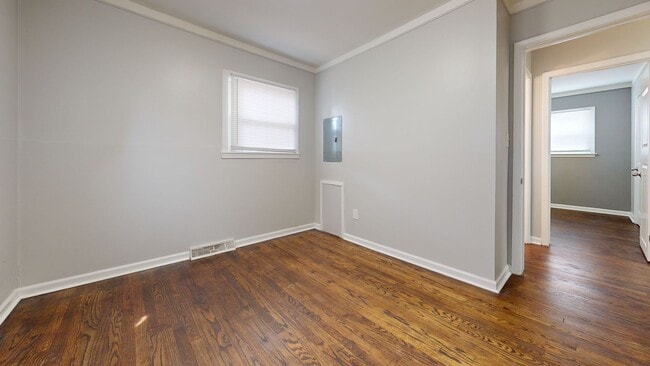 Building Photo - 2111 Otis Ave