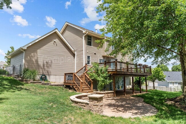 Building Photo - 16610 Green Needle Ct