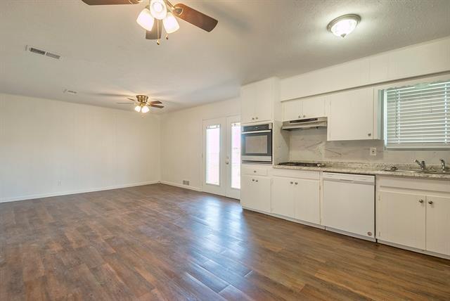 Building Photo - 2657 San Medina Ave