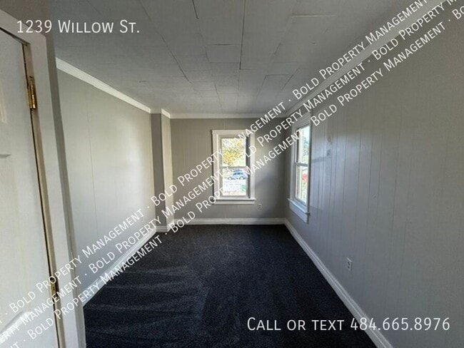 Building Photo - 1239 Willow St