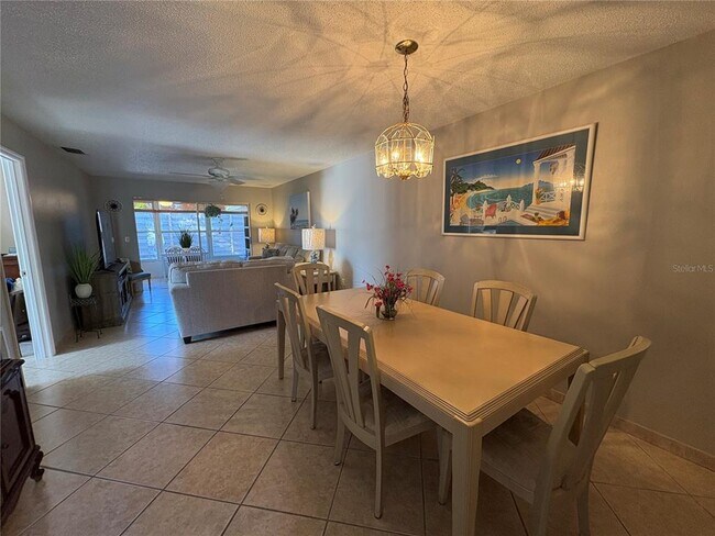 Building Photo - 2666 Woodgate Ln