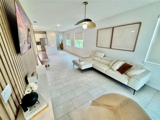 Building Photo - 4330 Davos Dr